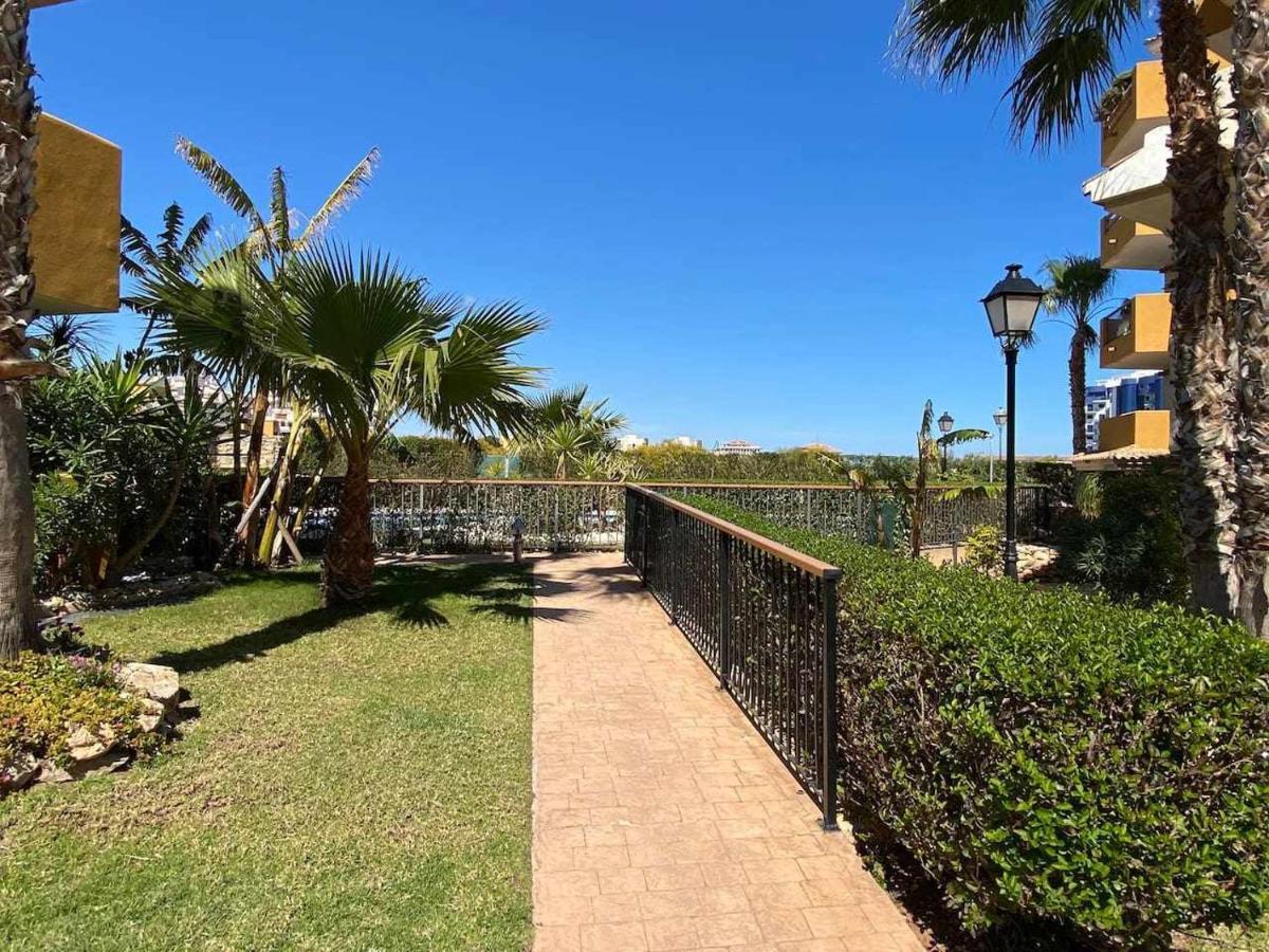 Acogedor Apartamento Al Lado De La Playa Alicante Eksteriør billede
