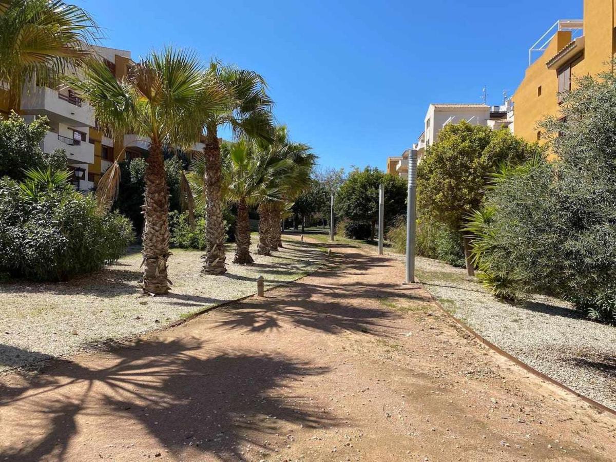 Acogedor Apartamento Al Lado De La Playa Alicante Eksteriør billede
